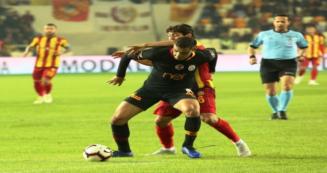 Spor Toto Süper Lig: Evkur Yeni Malatyaspor: 1 - Galatasaray: 0 (İlk Yarı)