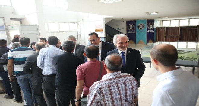 Başkan Saraçoğlu, Belediye Personeli İle Bayramlaştı