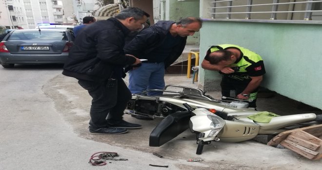 Dur İhtarına Uymayan Motosiklet Sürücüsü Polisten Kaçamadı