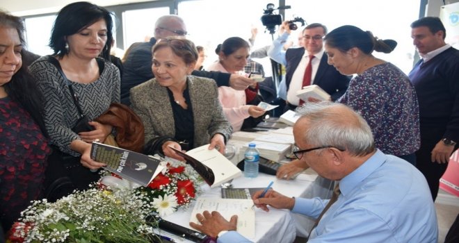 Usta Yazar Ataol Behramoğlu İçin Söyleşi Ve İmza Günü Etkinliği Düzenlendi