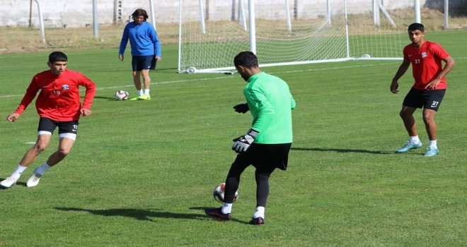 Van Büyükşehir Belediyespor, Haftanın İlk Antrenmanını Yaptı