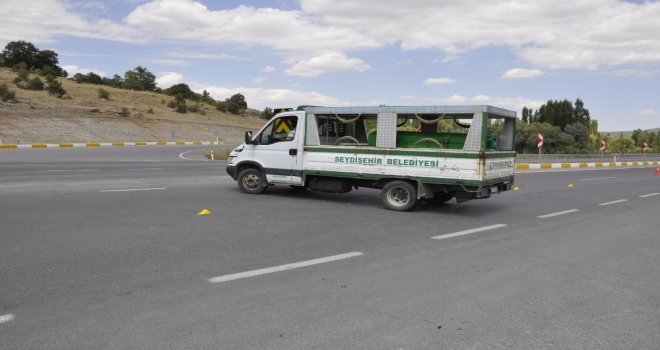 Otomobilin Çarptığı Yaya Hayatını Kaybetti