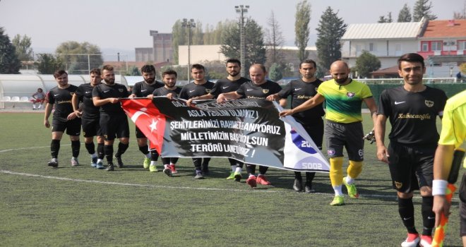 Amatör Maçta Şehitler Unutulmadı