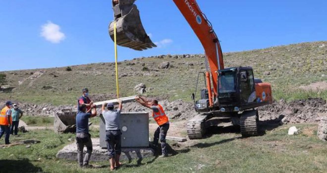 ESKİ'DEN KANLIPINAR'A 2 YENİ KAYNAK SUYU