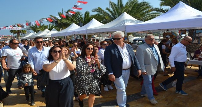 Çeşmede Aşk Festivaline Yoğun İlgi