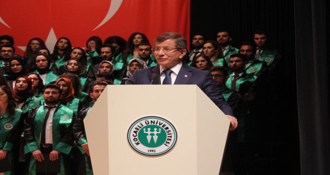 Ahmet Davutoğlu: Hekimlik Mesleği En Asli Ve En Asil Meslektir”