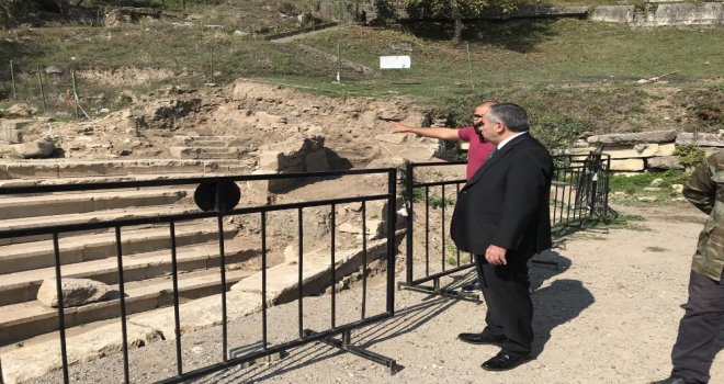 Başkan Ay Kazı Çalışmaları Yerinde İnceledi