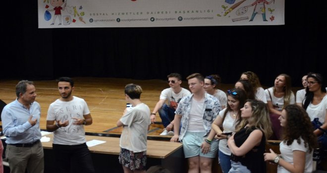 Sgm, Yurt Dışından Gelen Öğrencileri Ağırladı