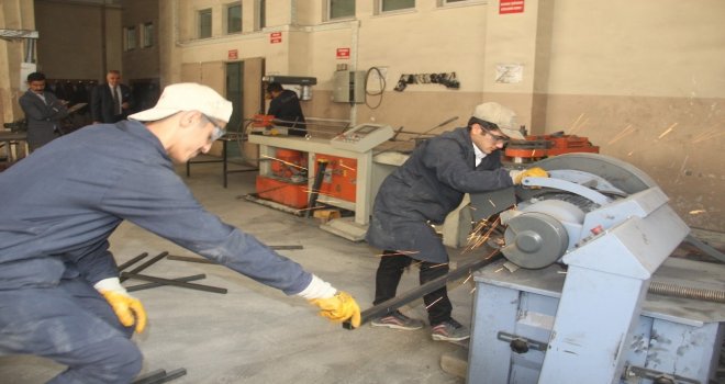 (Özel) Gençler Üretiyor Hakkari Kazanıyor