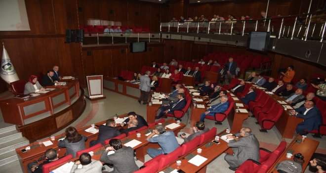 İzmit Belediyesi Ekim Ayı Toplantısında 23 Madde Karara Bağlandı