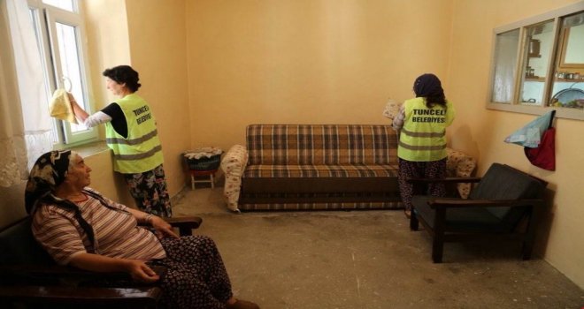 Tuncelide Yaşlı Ve Bakıma Muhtaçlara Örnek Hizmet