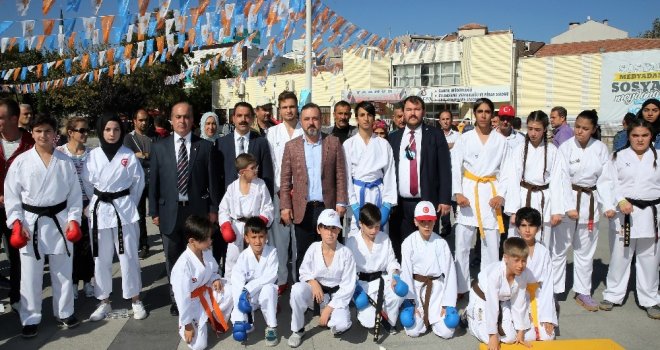 Sincanda Sosyal Medyadan Sosyal Meydana Adlı Gençlik Ve Spor Şöleni