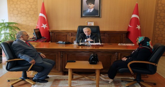 Muhtarlardan Vali Kamçıya Ziyaret