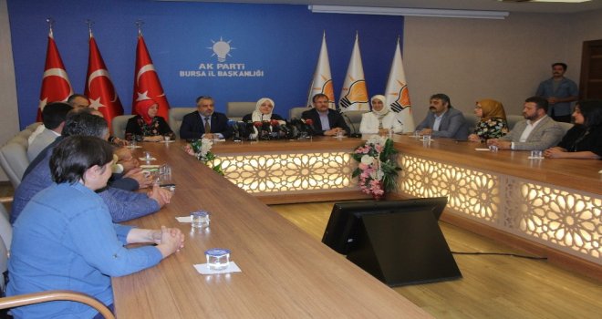 Bakan Selçuk: Ekonomik Kuşatma Ve Baskılara Boyun Eğmeyeceğiz