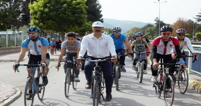 Başkan Bekler, Çöp Topladı Pedal Çevirdi