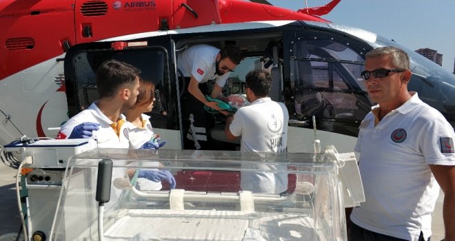Kalbi Duran Yeni Doğmuş Bebeğin İmdadına Ambulans Helikopter Yetişti