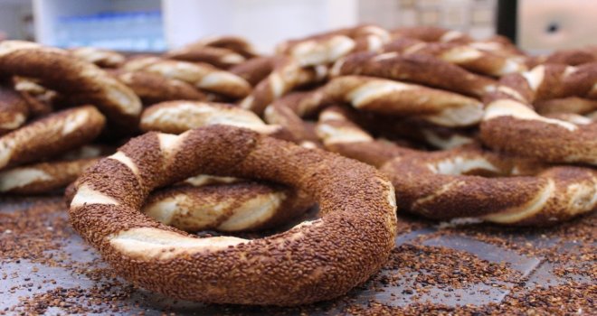 İzmitte Simit Fiyatları Ekmek Fiyatlarını Geçti