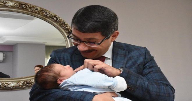 Şehzadelerin Bebekleri Çok Şanslı