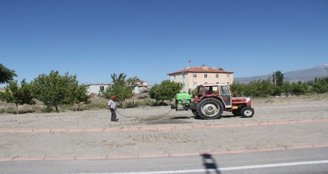 İncesu Belediyesi İlaçlama Çalışmalarına Devam Ediyor