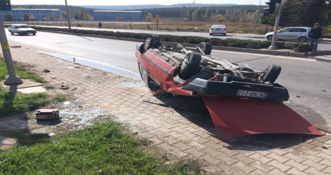 Eskişehirde Trafik Kazası: 3 Yaralı