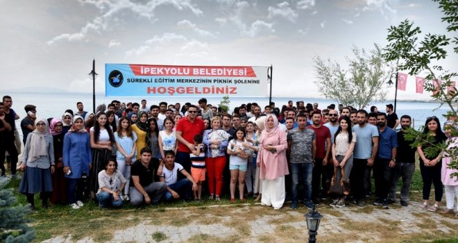 İpekyolu Belediyesinden Öğrencilere Piknik