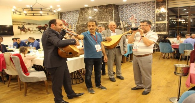 Gala Yemeğine Aşıkların Atışması Damgasını Vurdu