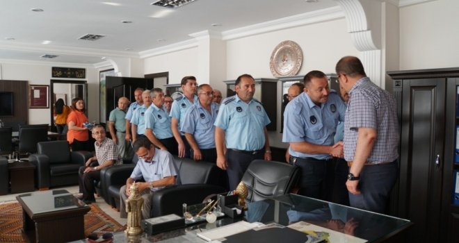 Başkan Güven Personeliyle Bayramlaştı