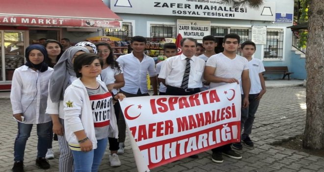 Ispartalı 16 Genç 30 Ağustosu Dumlupınarda Kutladı