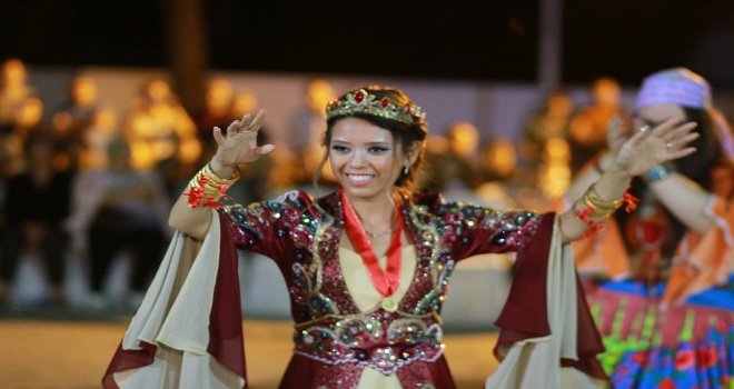 (Özel) Trakyaya Çinli Gelin Geldi, Trakya Usulü Kına Gecesi Yapıldı