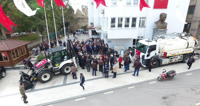 Sinop Belediyesinin Yeni Araçları Tanıtıldı