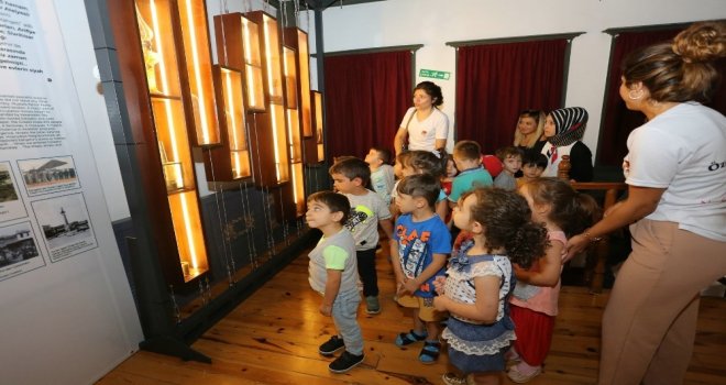 “Atatürk İle Bir Gün Galerisi” Misafirlerini Ağırlıyor