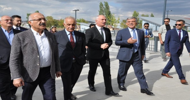 11. Cumhurbaşkanı Abdullah Gül Karsta