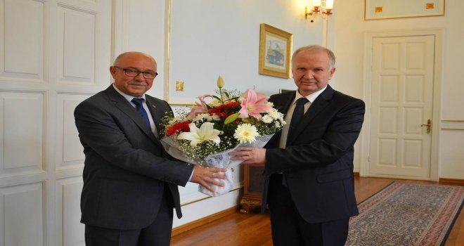 Vali Ceylan: Muhtarlarımız Bizler İçin Çok Değerli, Sizler Bizim Elimiz Ayağımızsınız