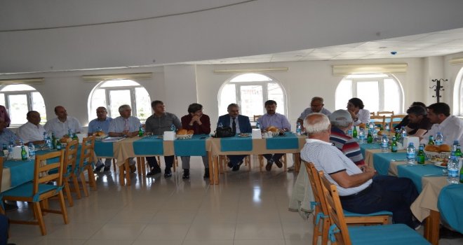 Sürücü Kursu Temsilcileri Şuhutta Buluştu