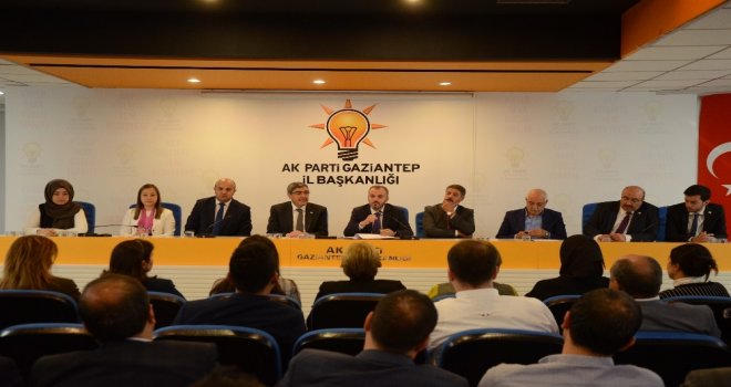 Erkan Kandemirden Ak Parti Gaziantep Teşkilatına Ziyaret