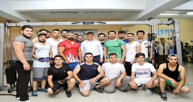 Şehitkamilde 21 Farklı Spor Merkezinde Yıl Boyunca 30 Bin Kişi Spor Yapıyor