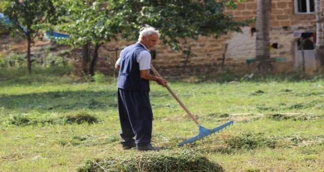 Beytüşşebapta Şiddetli Yağmur Hayatı Olumsuz Etkiledi