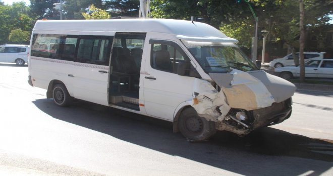 Elazığda Trafik Kazası: 3 Yaralı