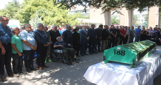 Atletizm Milli Takım Antrenörü Tunç İçin Tören Düzenlendi