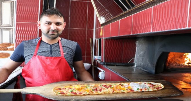 Sivaslı Fırıncılar Kayık Pidenin Patentini İstiyor
