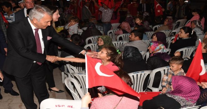 Isparta Belediyesinden Bahçelievlerde Mahalle Buluşması