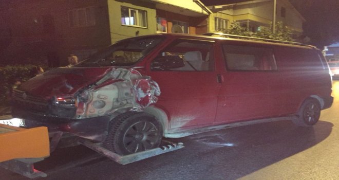 Kafa Kafaya Çarpıştılar: 4 Yaralı