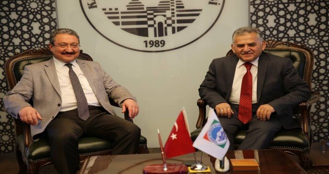 Büyükkılıç: “ Kamuoyunu Aydınlatmada Gösterdiğiniz Hassasiyete Teşekkür Ediyoruz ”