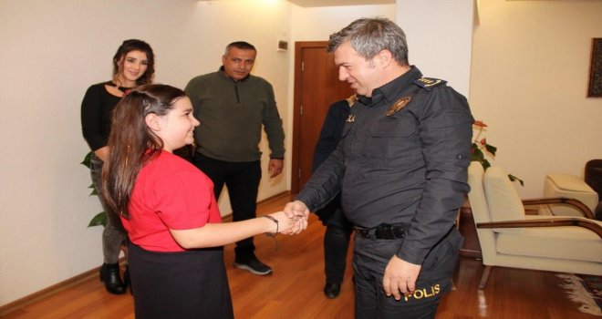 Şehit Özel Harekat Polisinin Kızına Sürpriz