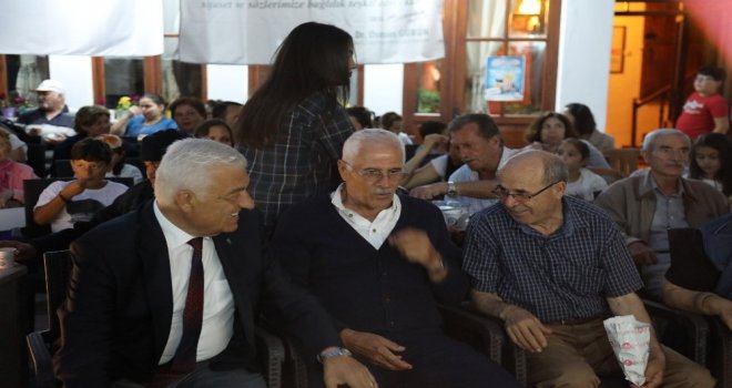 100 Yaş Evinde ‘Babam Ve Oğlum Keyfi