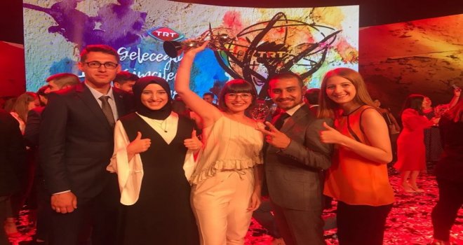 Genç İletişimcilerin Ödül Gecesi