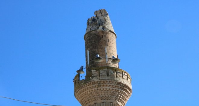 Gaziantepte Minareye Yıldırım Düştü