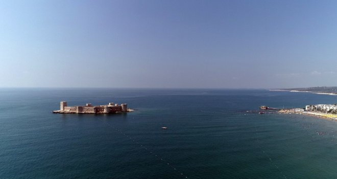 (Özel) Denizin Ortasındaki 2 Bin 400 Yıllık Kale Büyülüyor