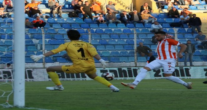 Spor Toto 1. Lig: Adanaspor: 4 - Kardemir Karabükspor: 0