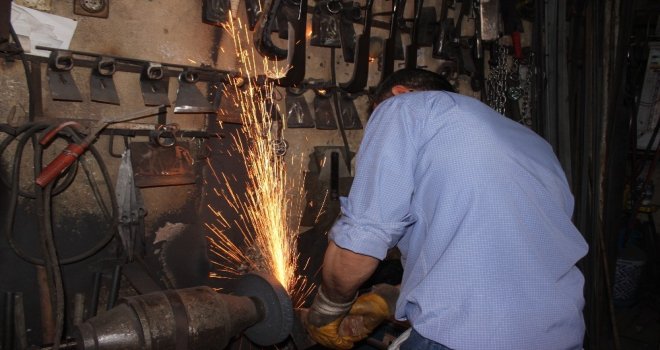 Siverekte Bıçak Bileyicilerine Yoğun İlgi